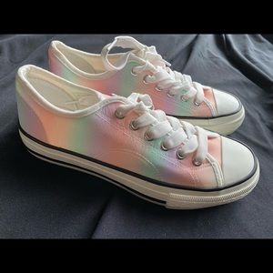 No Converse tie dye sneakers Size 7